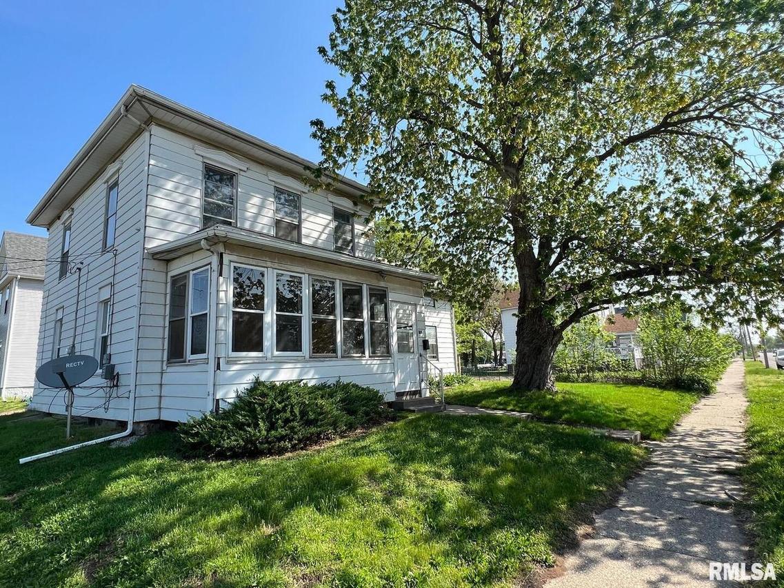 801 4th Ave., Rock Island, IL 61201