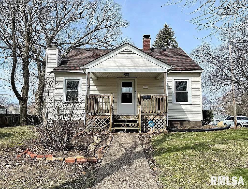 1301 3rd St. #A, Moline, IL 61265