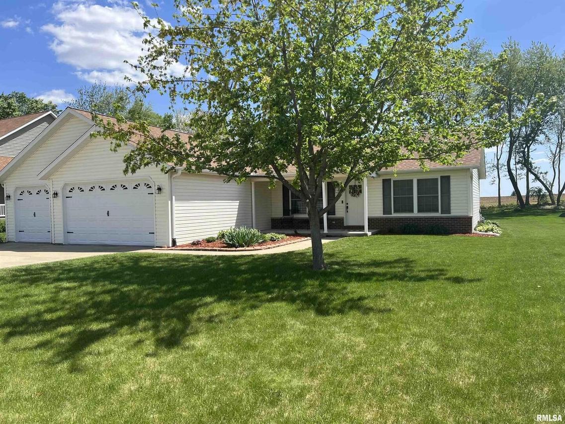 211 Pheasant Ridge Dr., Albany, IL 61230