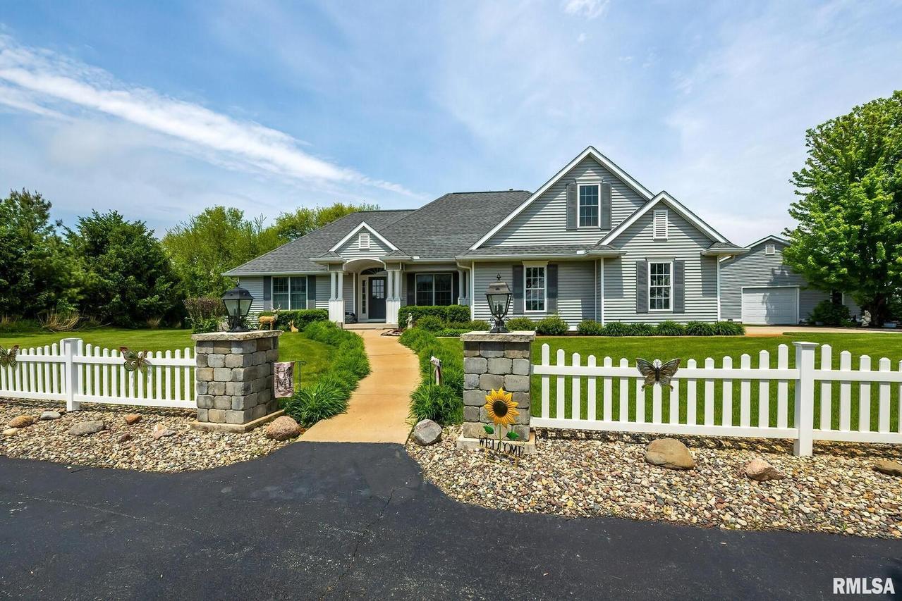 13A Oakington Dr., Geneseo, IL 61254