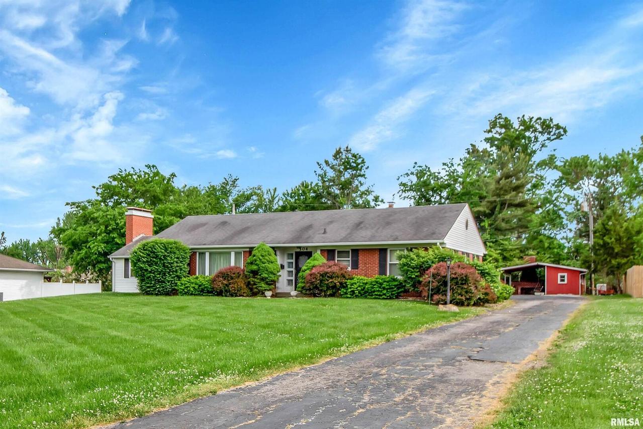 504 Bainbridge, Marion, IL 62959