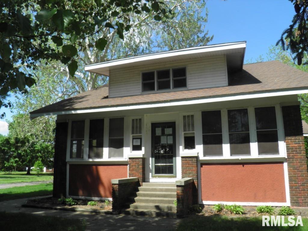 2105 West St., Thomson, IL 61285