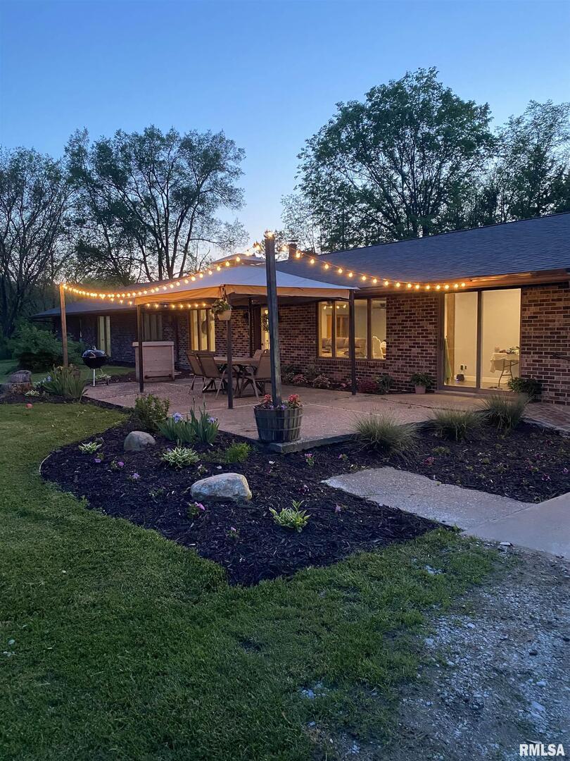 11787 Us Hwy 150, Orion, IL 61273