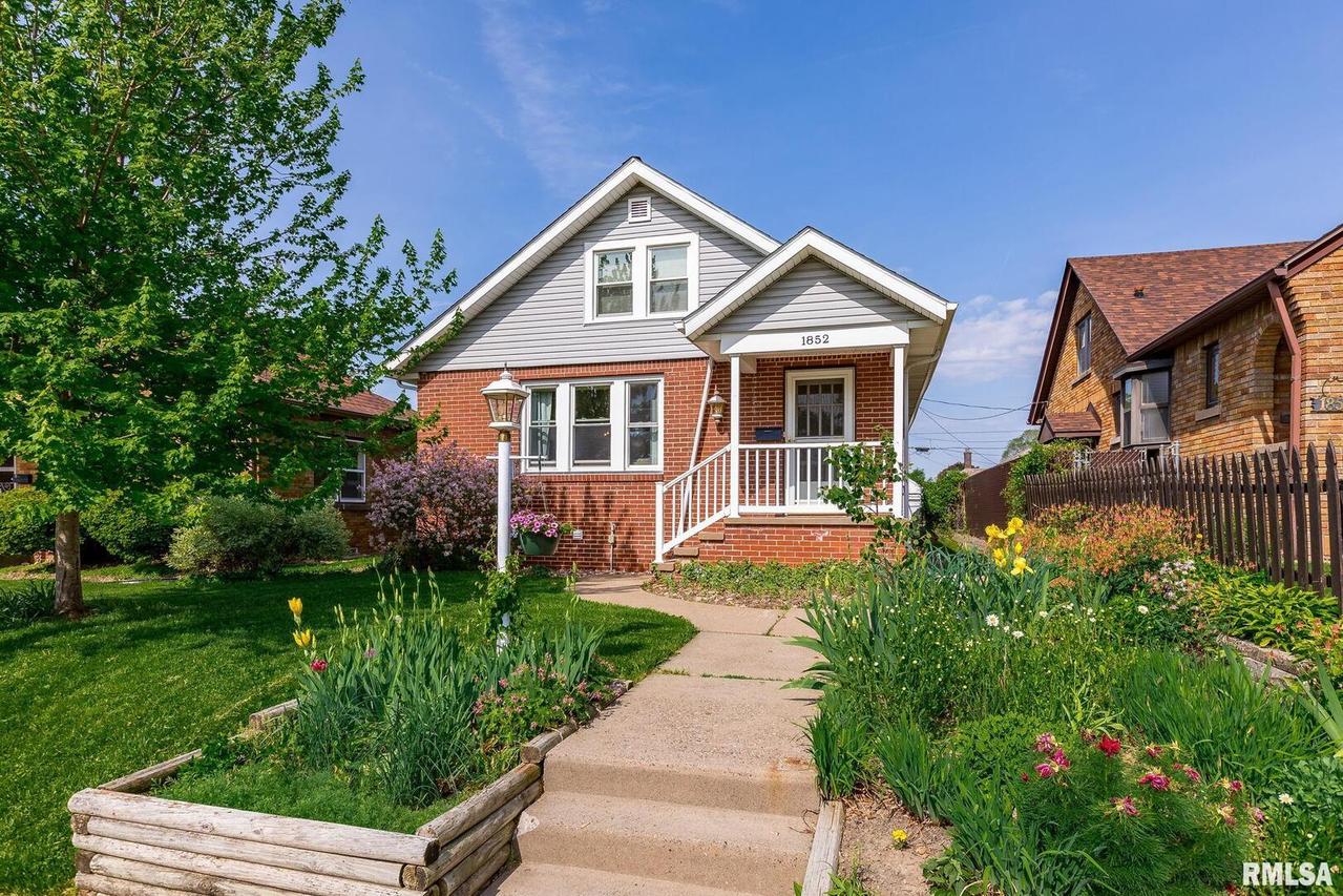 1852 41st St., Rock Island, IL 61201