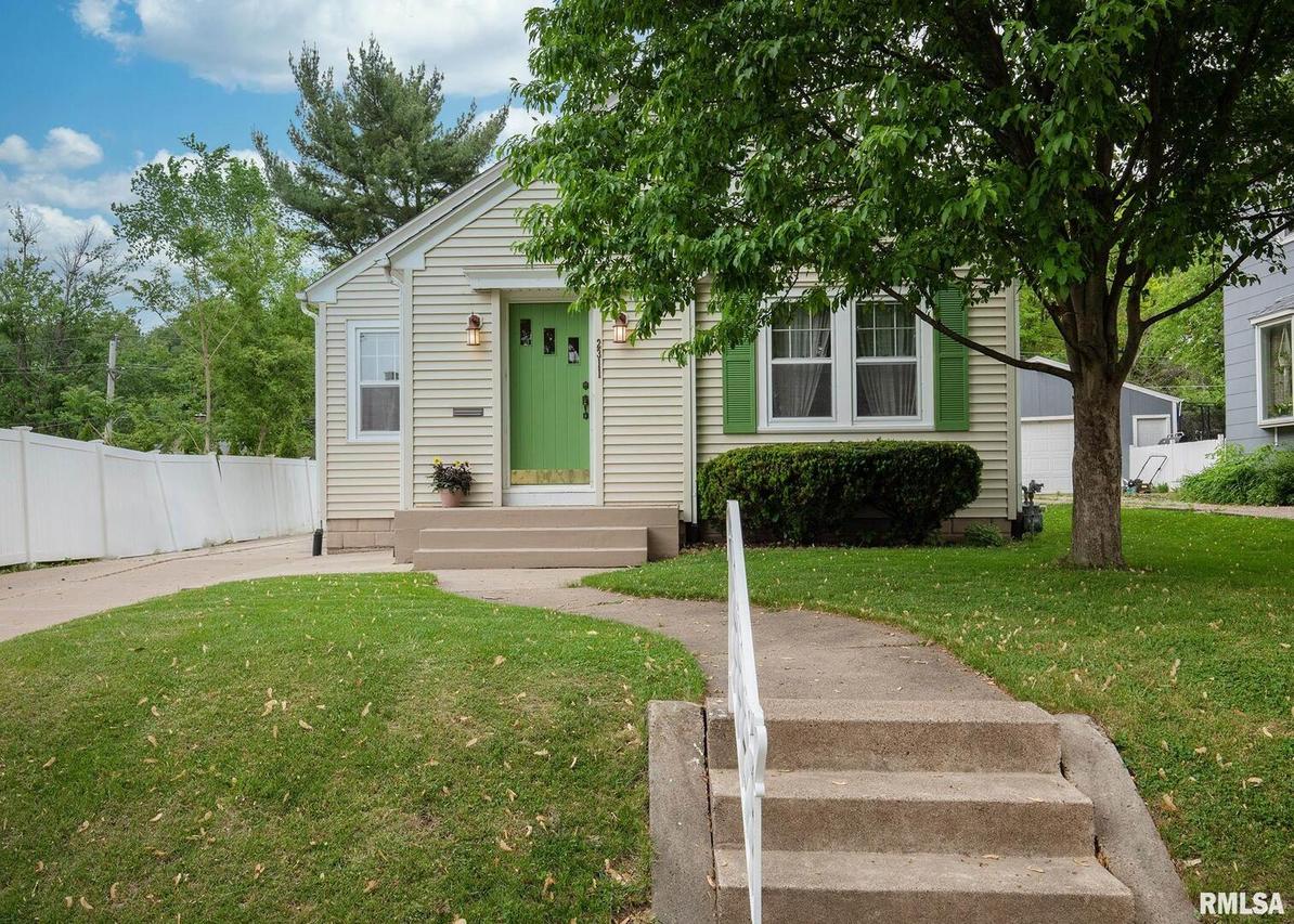 2311 18th Ave. #A, Moline, IL 61265