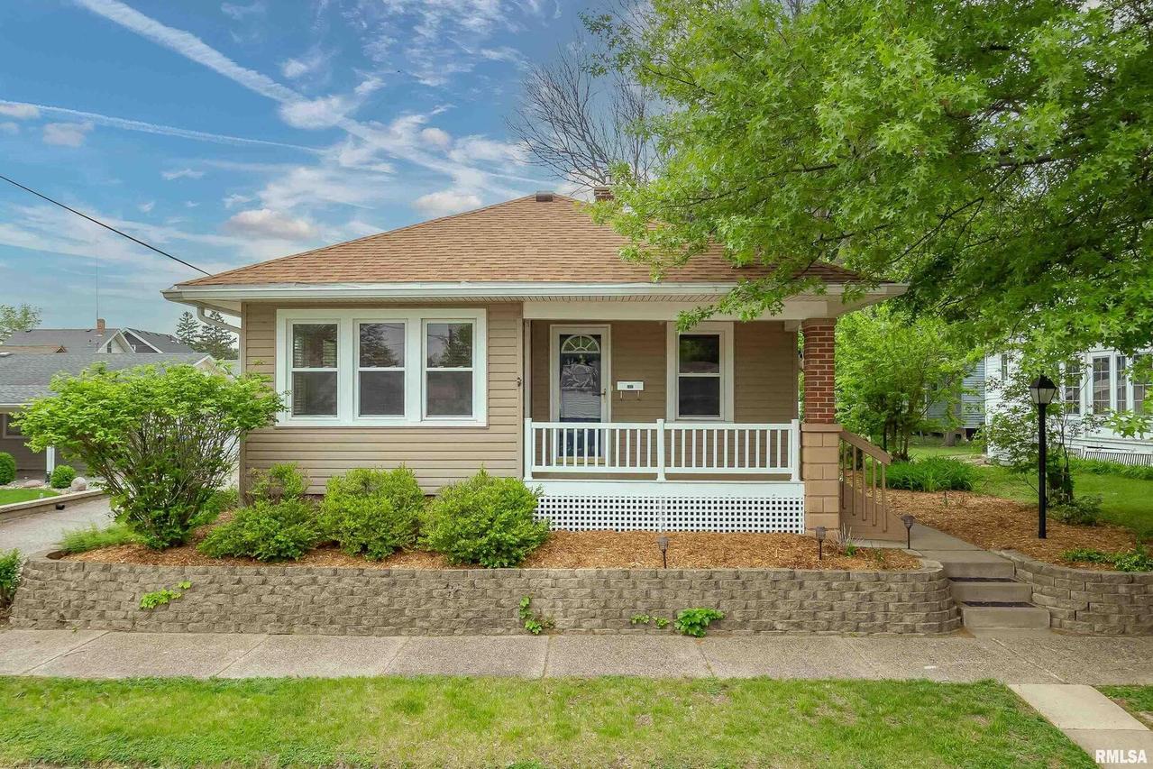 2811 15th St. #A, Moline, IL 61265