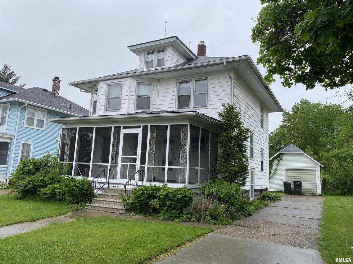517 S State St., Geneseo, IL 61254
