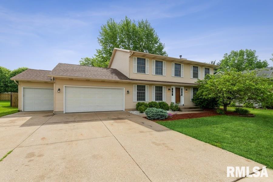 3610 72nd St., Moline, IL 61265