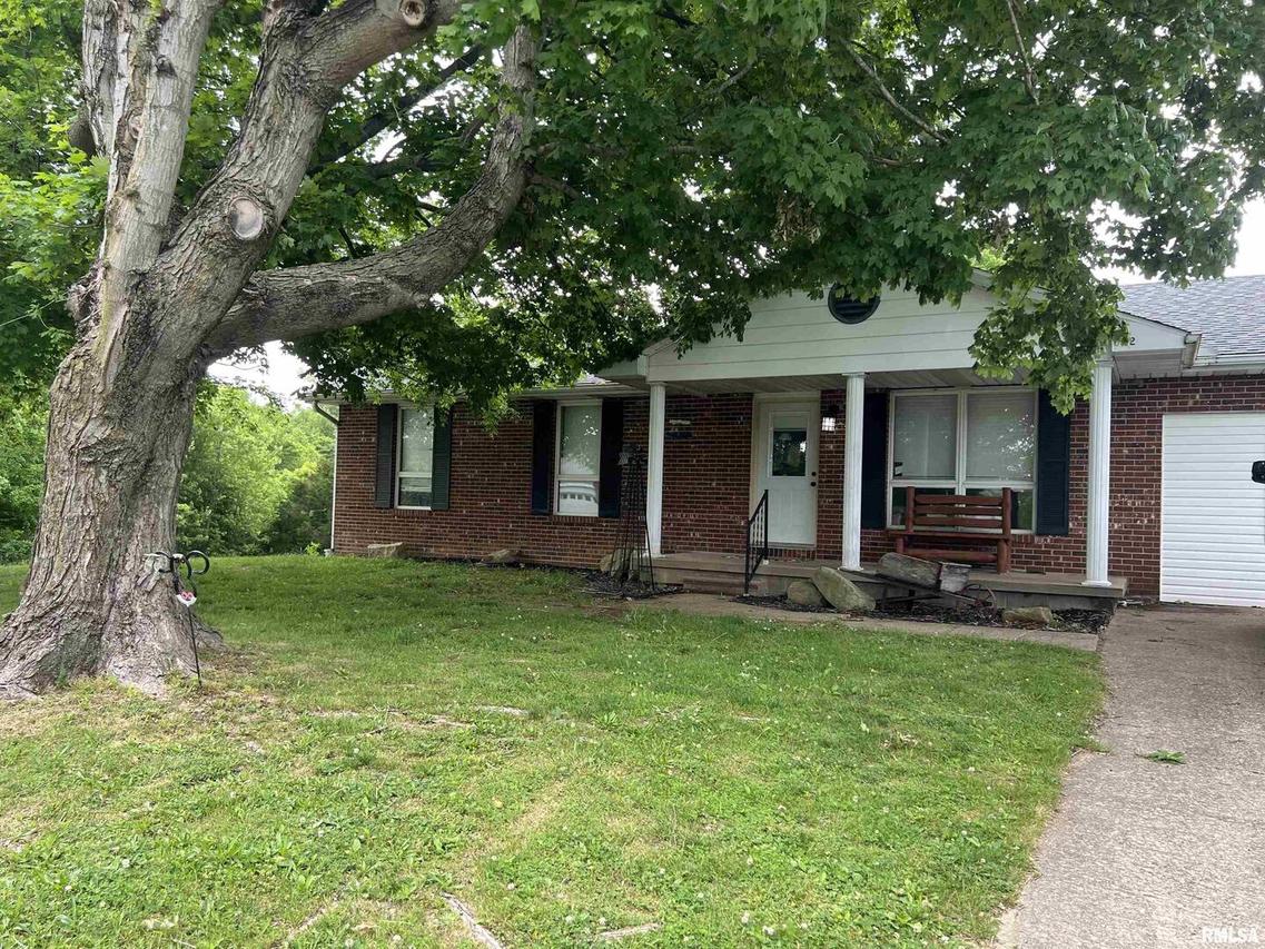 512 N Line St., Creal Springs, IL 62922