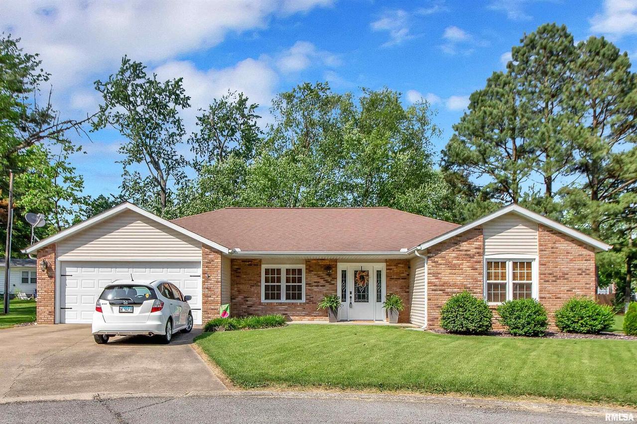 1201 Cambridge Ct., Marion, IL 62595