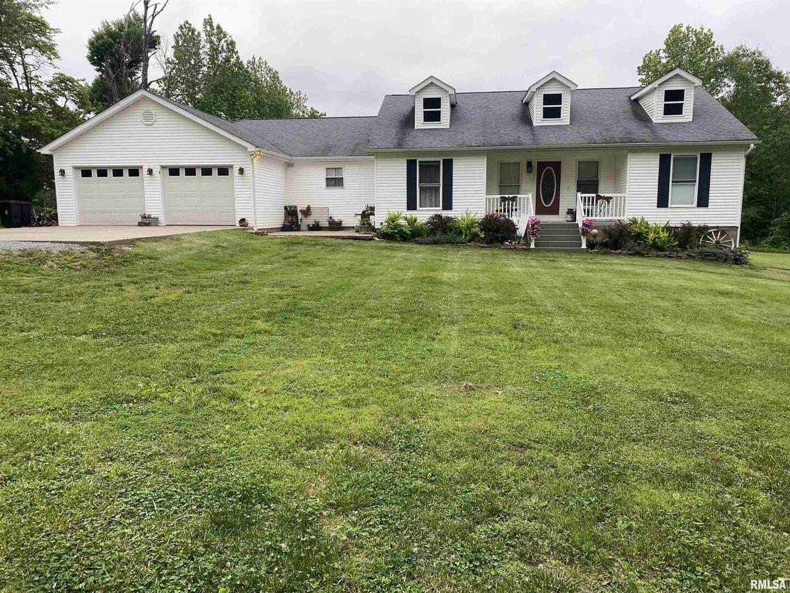 280 Dogwood Ln., Goreville, IL 62939