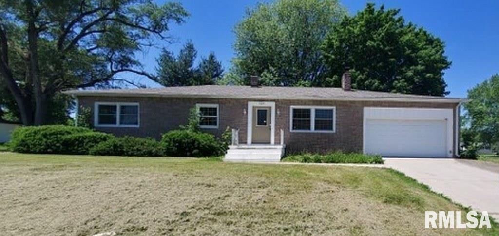 326 6th St., Andalusia, IL 61232