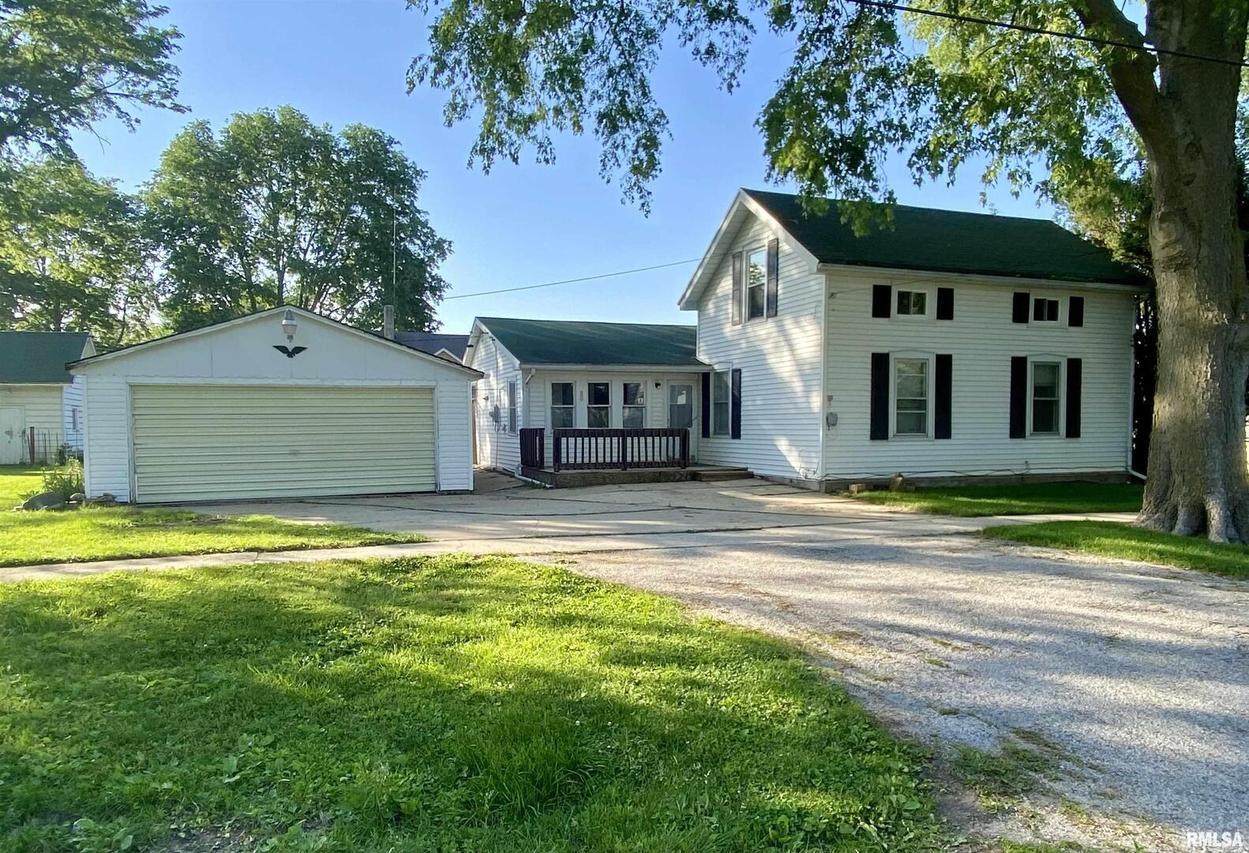 401 3rd Ave., Lyndon, IL 61261