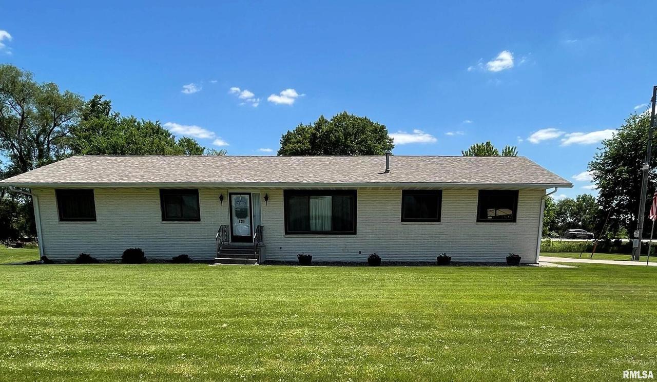 208 Carroll St., Colona, IL 61241