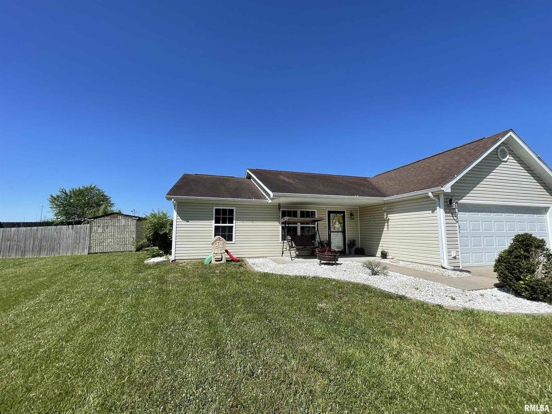 1513 Hawkeye Ct., Carterville, IL 62918