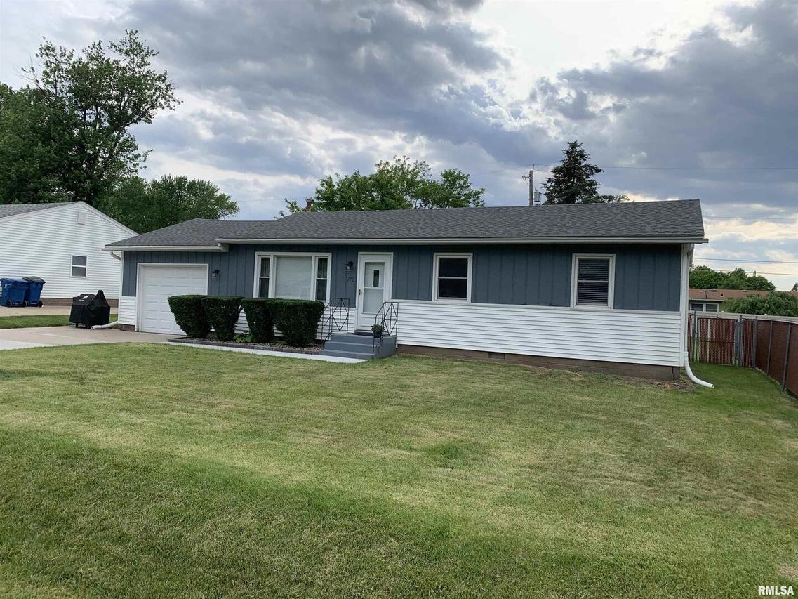 112 E 5th St., Coal Valley, IL 61240