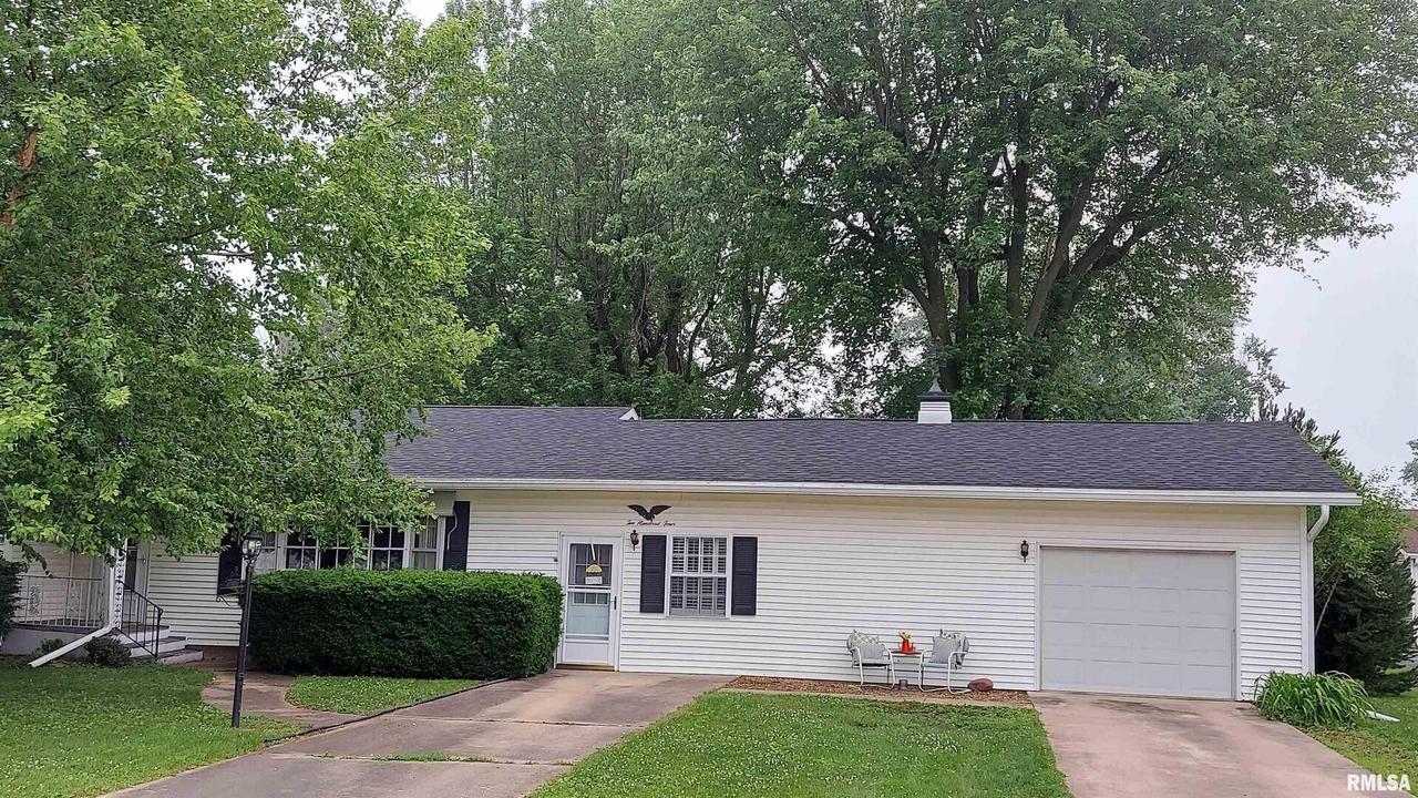 204 N Mcknight St., Alexis, IL 61412