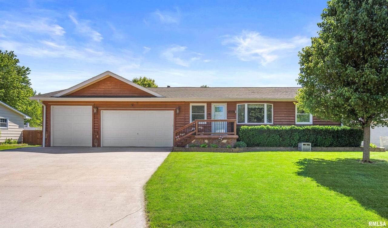 1002 18th St., Port Byron, IL 61275