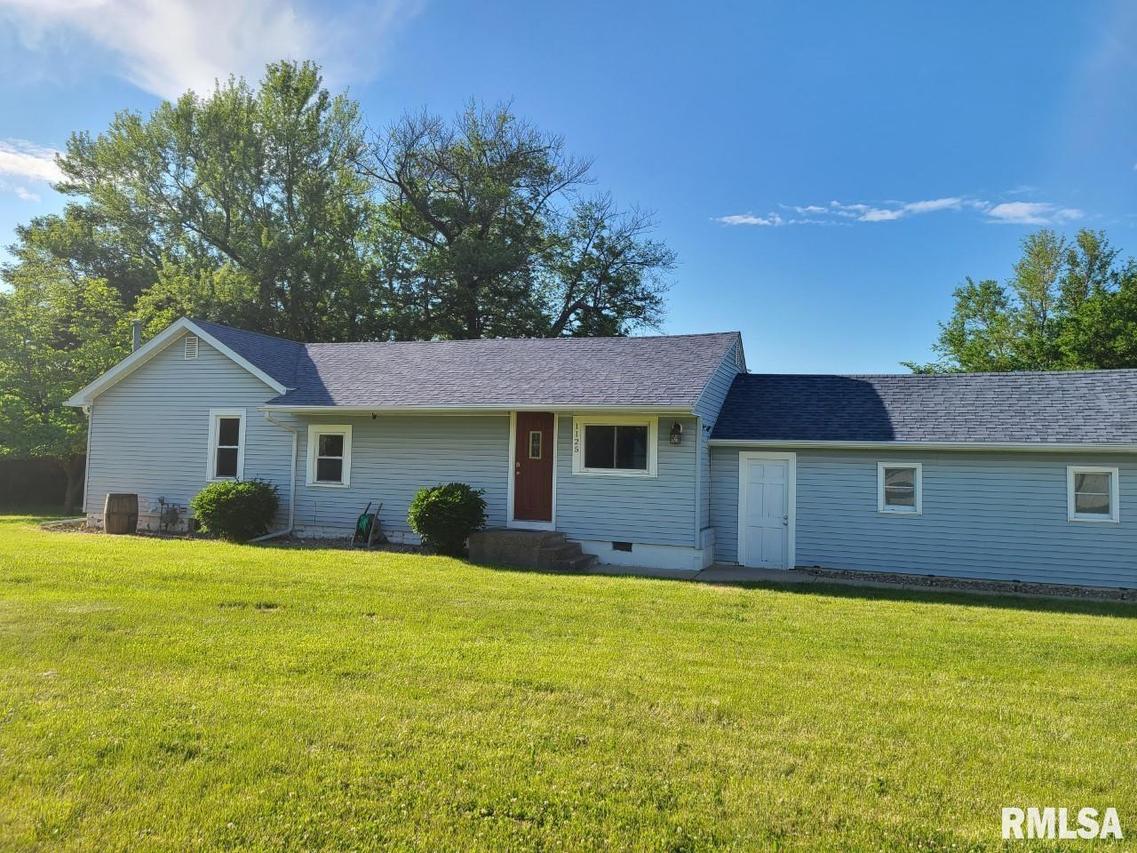 1125 1st St., Silvis, IL 61282