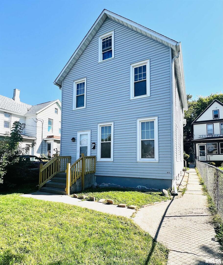 615 44th St., Rock Island, IL 61201