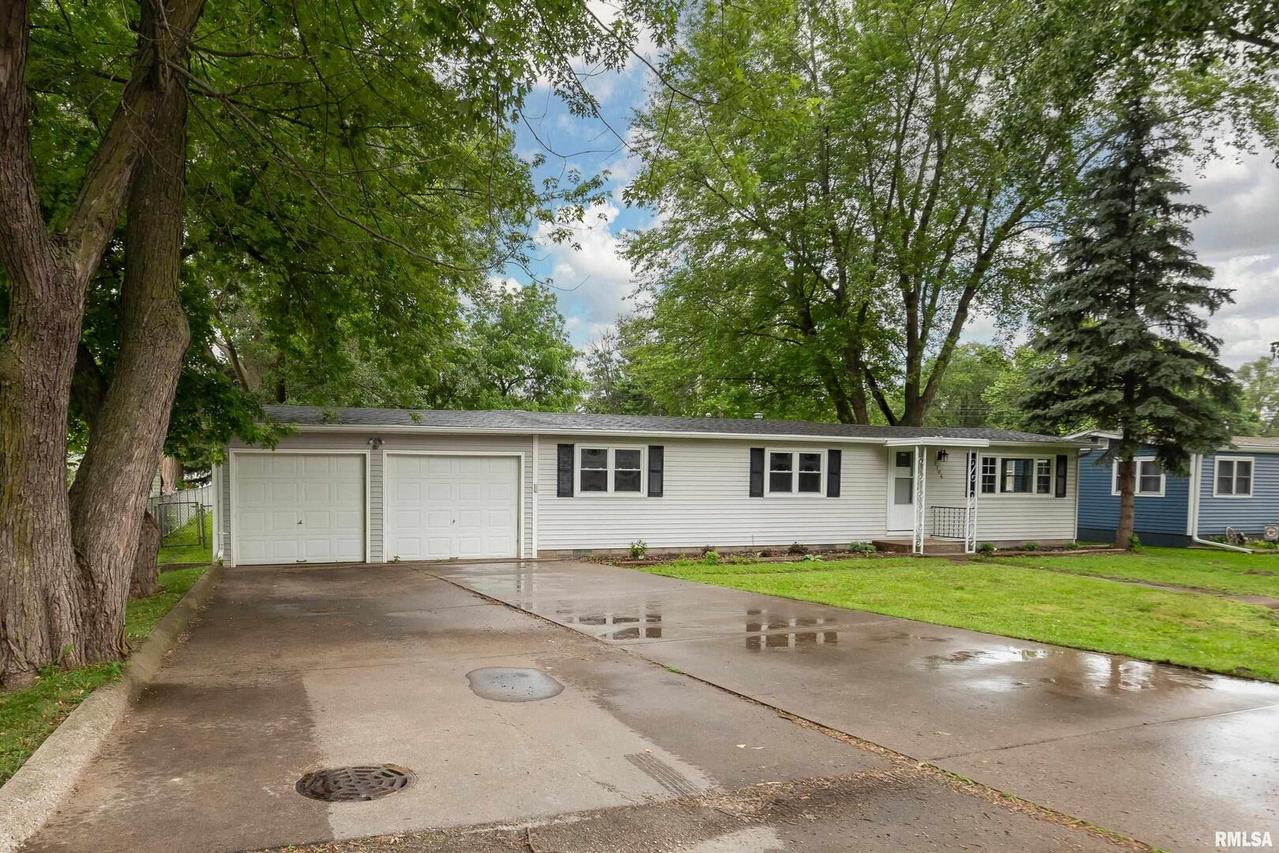 7704 25th St., Milan, IL 61264