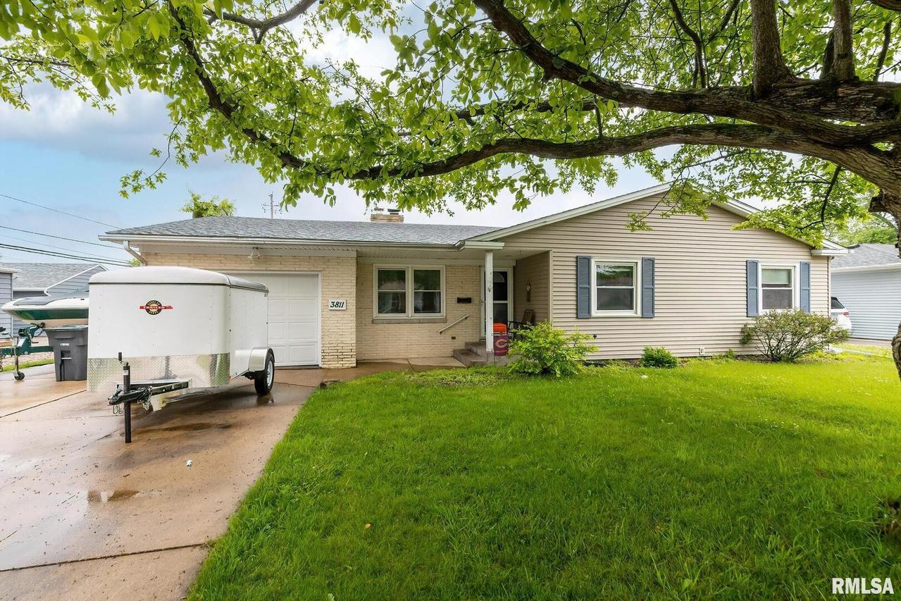 3811 35th St., Rock Island, IL 61201