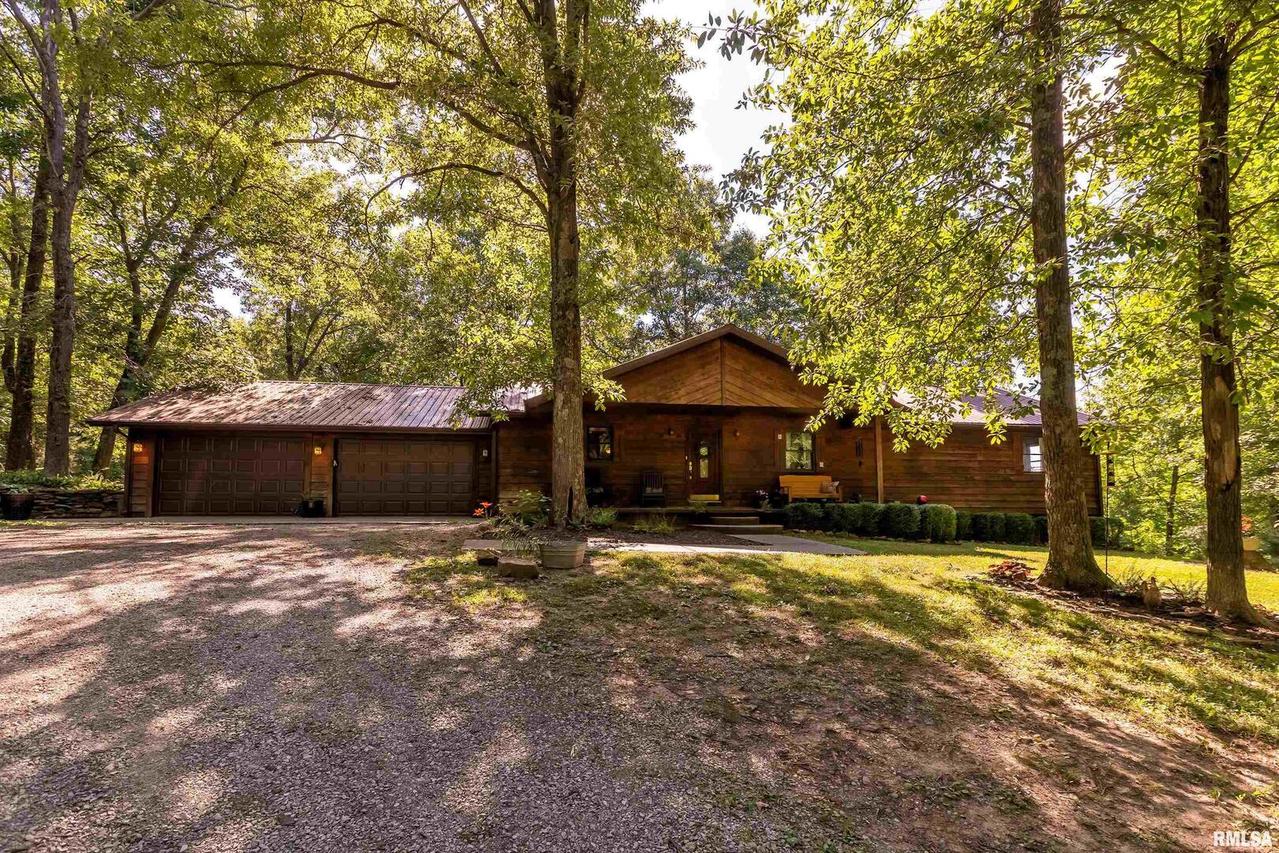 1 Crowell Rd., Carbondale, IL 62902