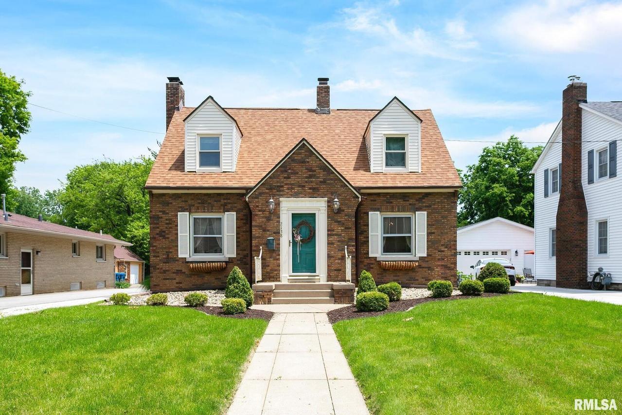 2138 18th St., East Moline, IL 61244