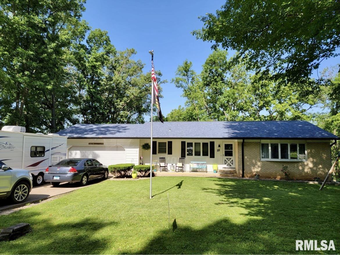 111 Hillcrest Dr., Geneseo, IL 61254