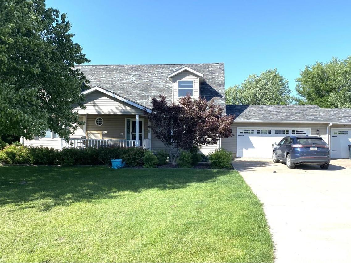 466 N 1225 Ave., Orion, IL 61273