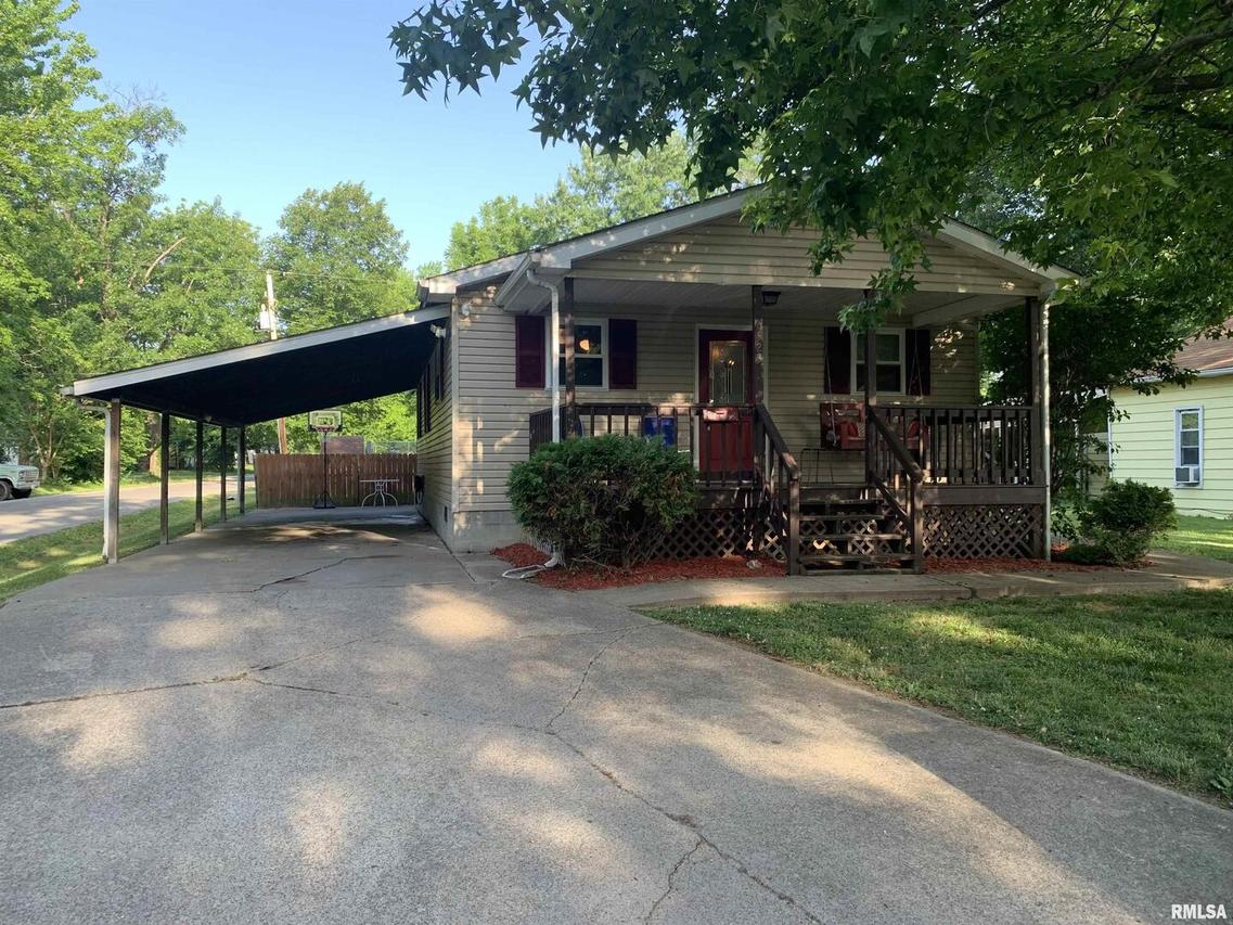 523 S 23rd St., Herrin, IL 62948