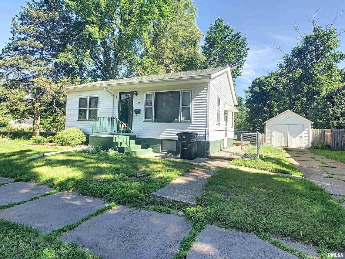 533 20th Ave., Rock Island, IL 61201