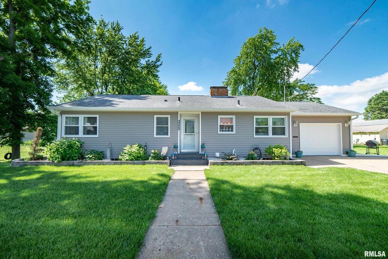 3320 21st Ave., Rock Island, IL 61201