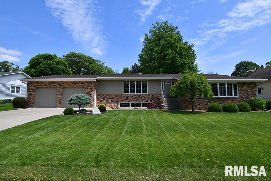 414 Oakwood Pl., Geneseo, IL 61254