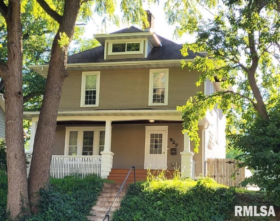 927 25th St., Moline, IL 61265