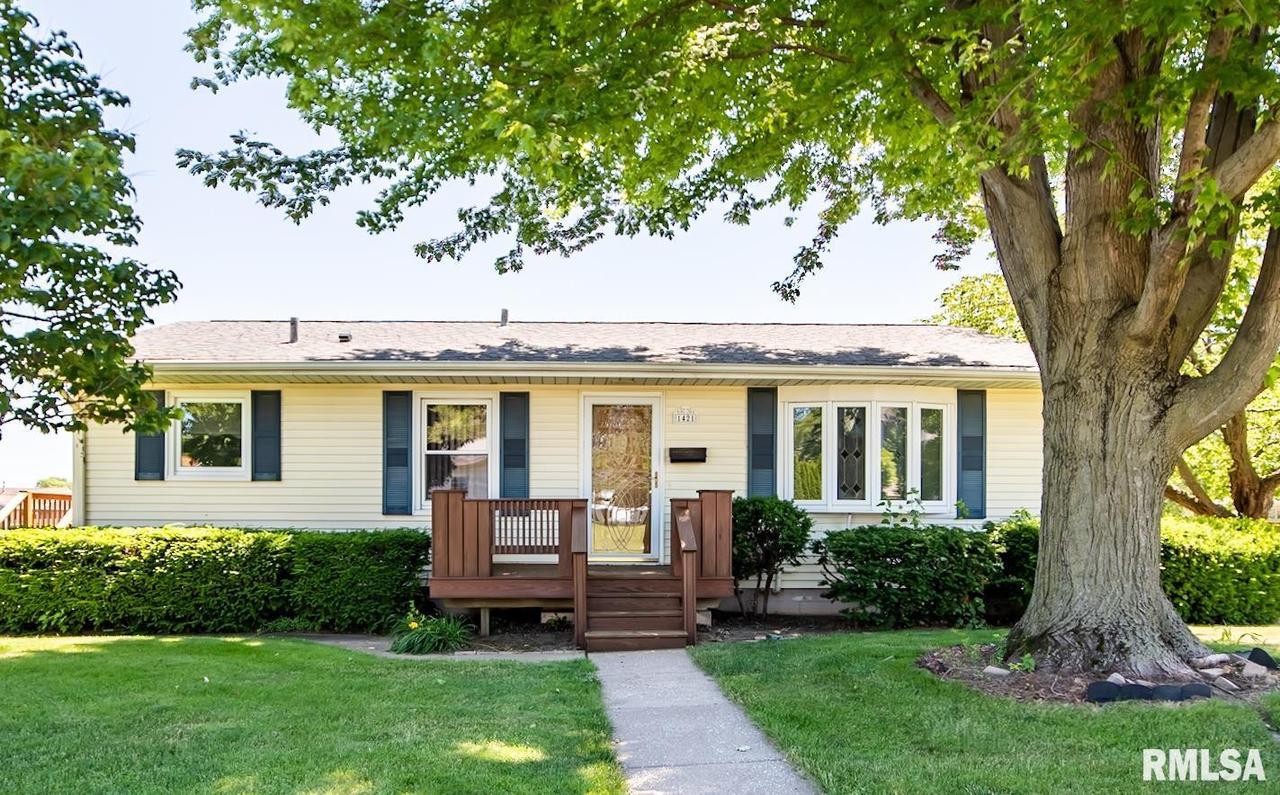 1421 7th St., Orion, IL 61273