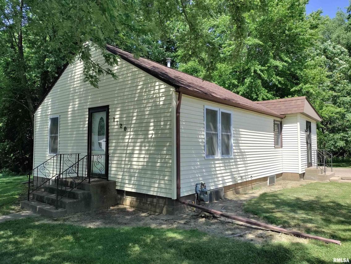 1120 48th St., Moline, IL 61265