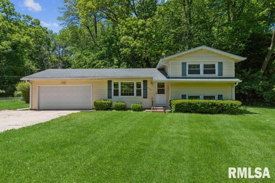 571 48th St., Moline, IL 61265