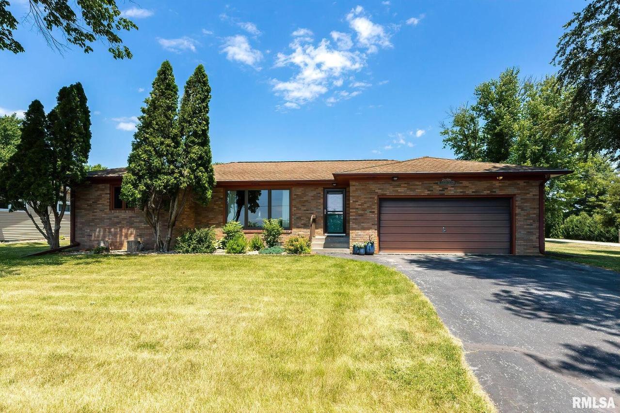 2686 170th Ave., Sherrard, IL 61281