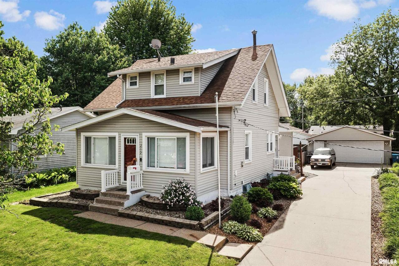 2112 32nd St., Rock Island, IL 61201