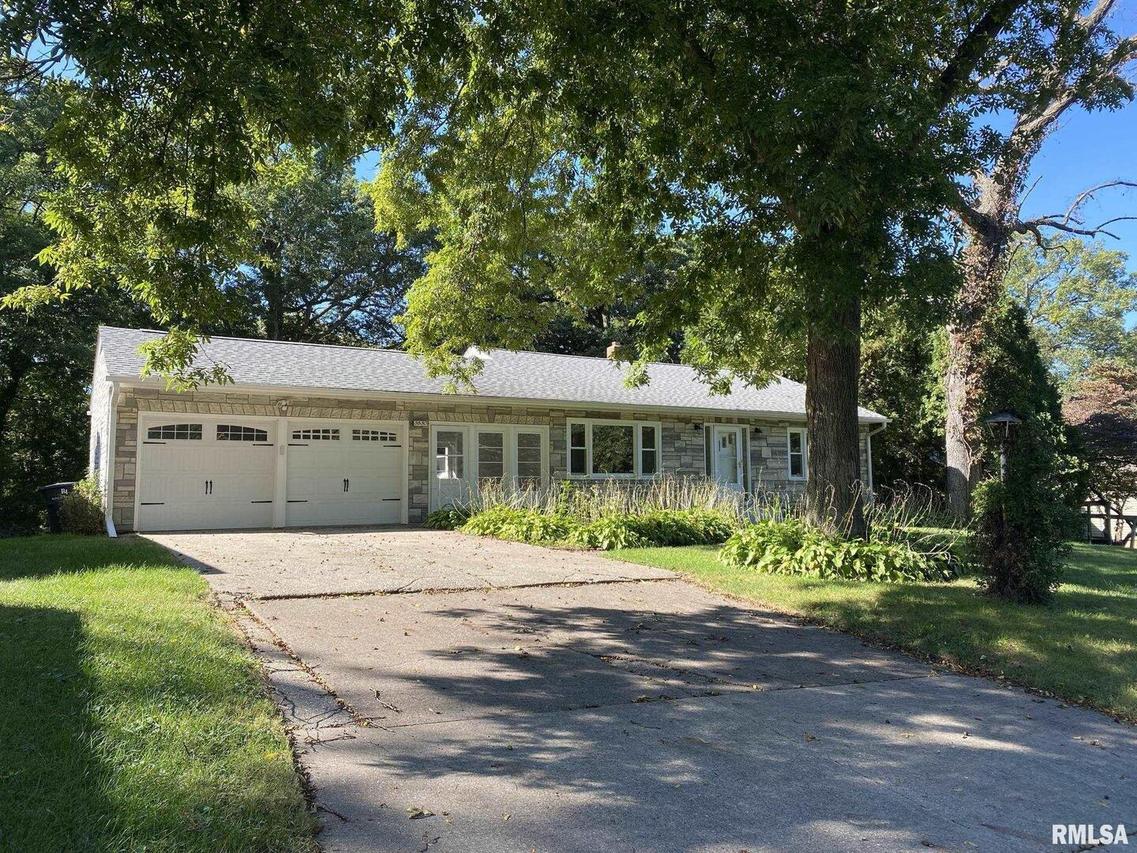 3630 15th St., Rock Island, IL 61201