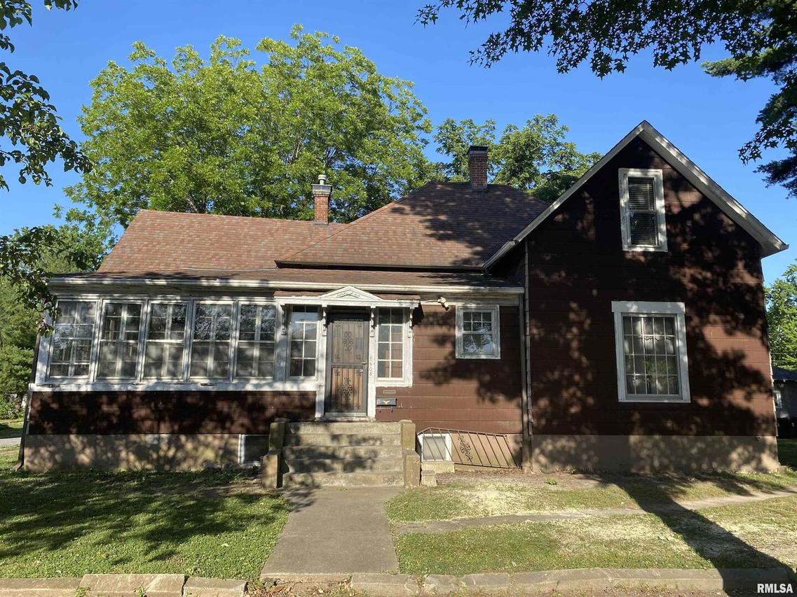 508 S 14th St., Herrin, IL 62948