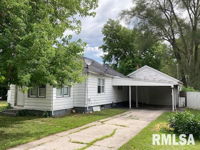 808 4th St., Colona, IL 61241