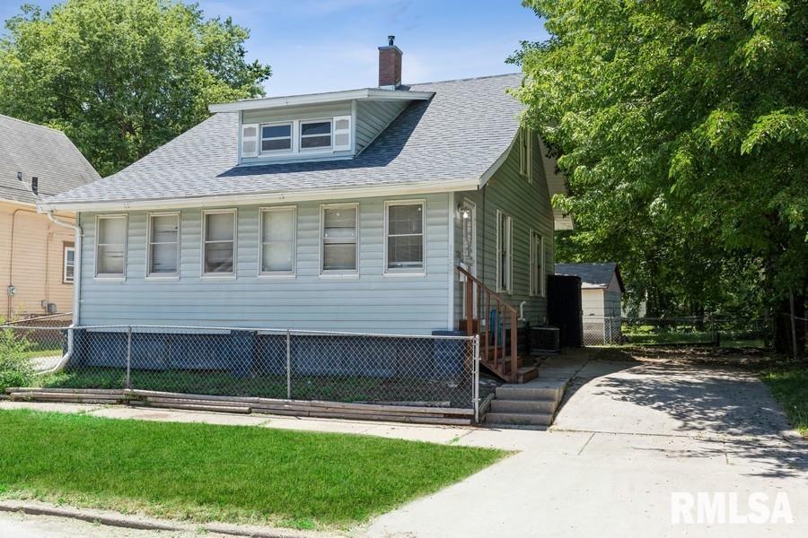 1308 7th St., Rock Island, IL 61201