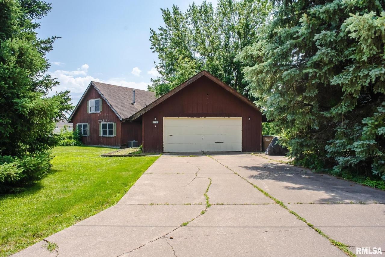 124 Glenview Dr., Sherrard, IL 61281