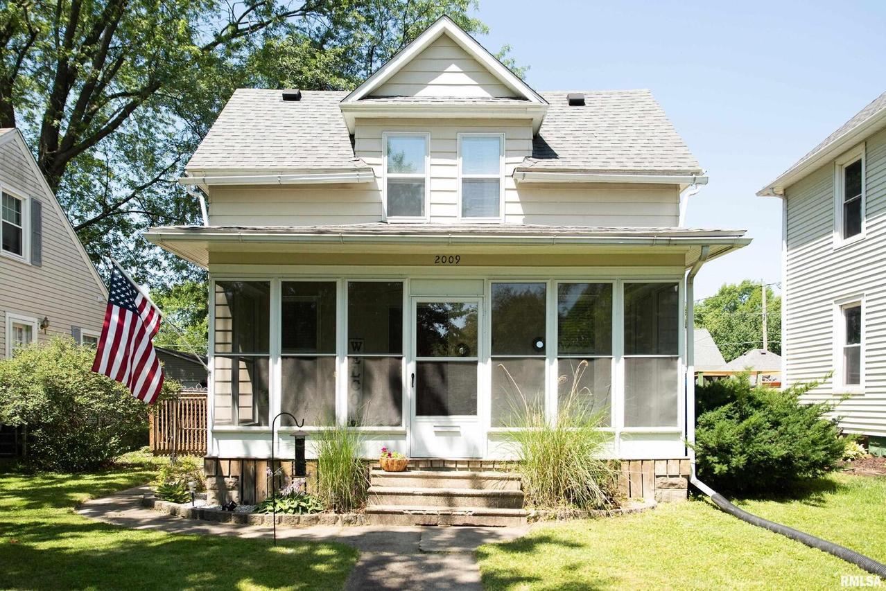 2009 14th St., Moline, IL 61265