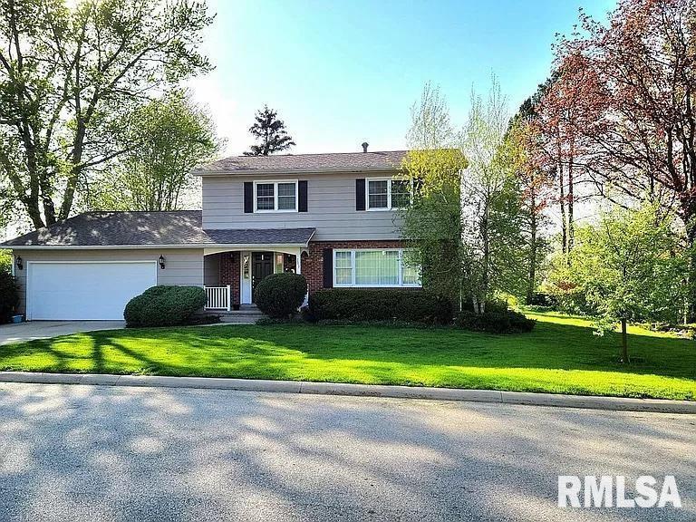 211 Pin Oak Dr., Geneseo, IL 61254