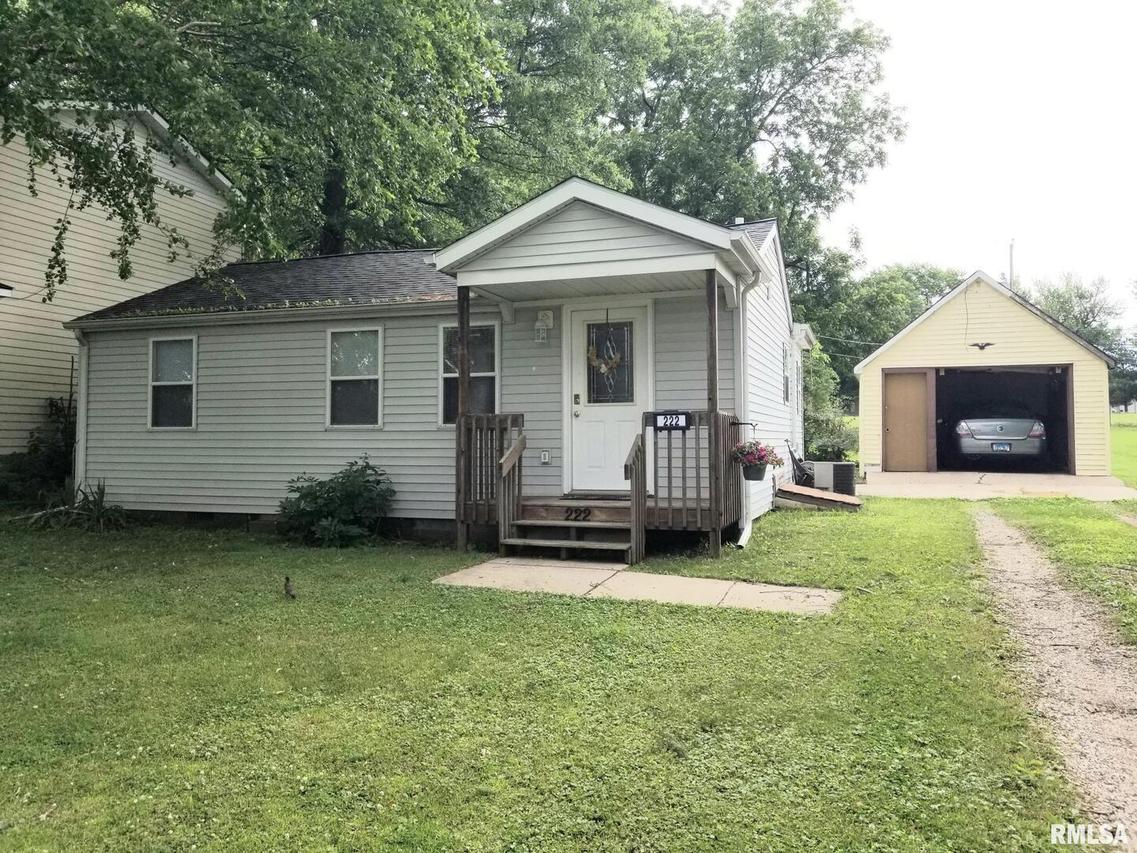 222 4th St., Colona, IL 61241
