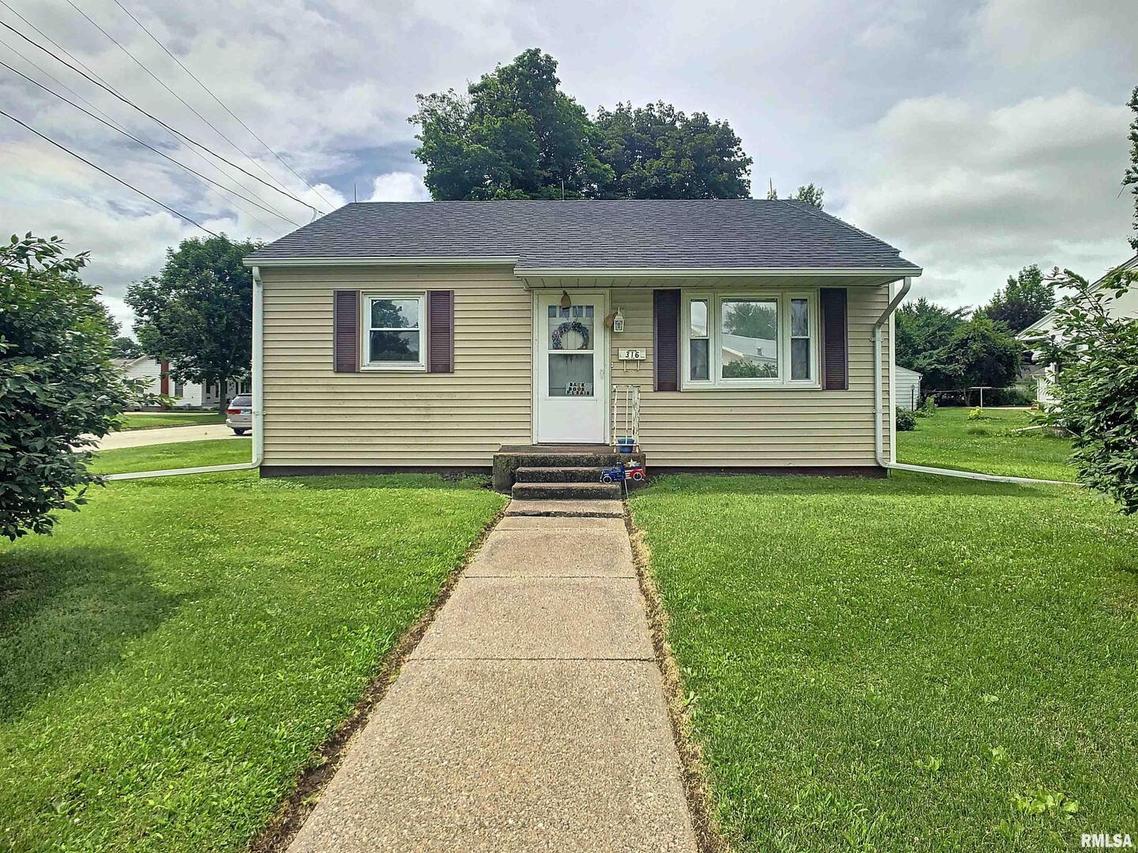 316 E Center St., Cambridge, IL 61238