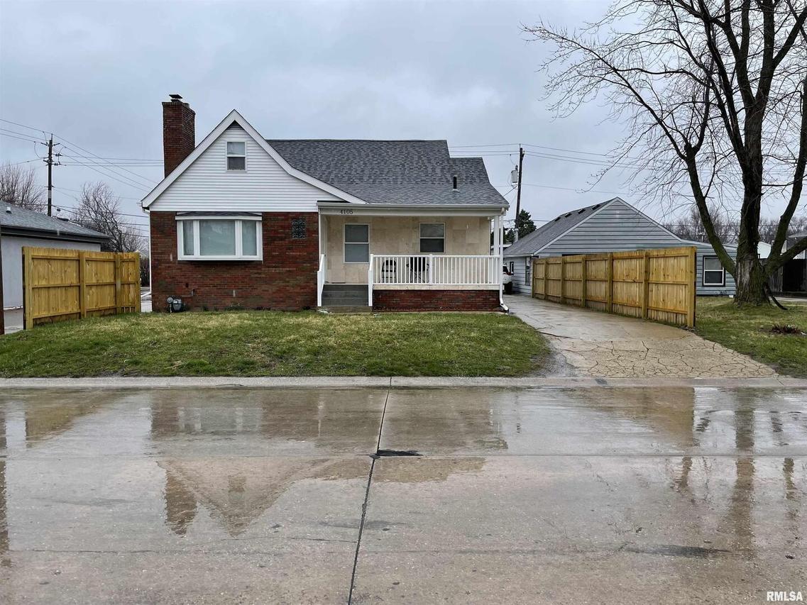 4105 22nd Ave., Moline, IL 61265